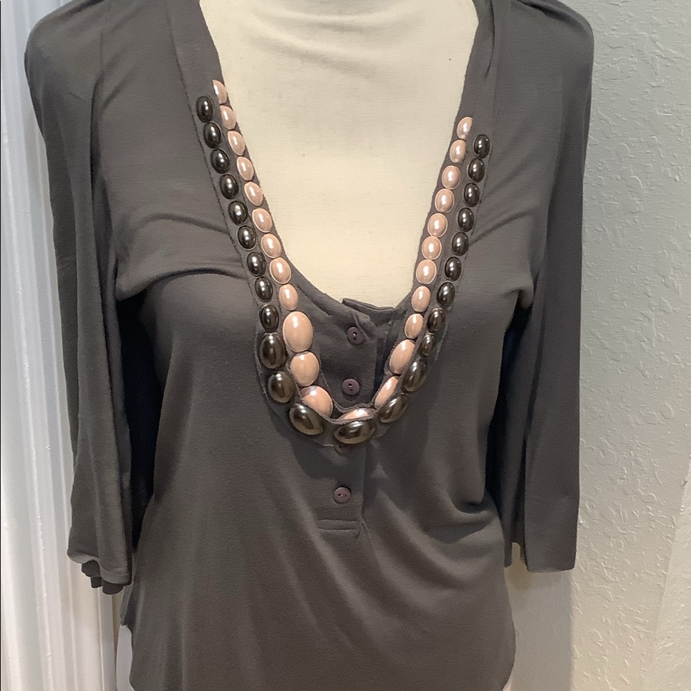 NEW TROSMAN EMBELLISHED TOP GET THE SKIRT FREE